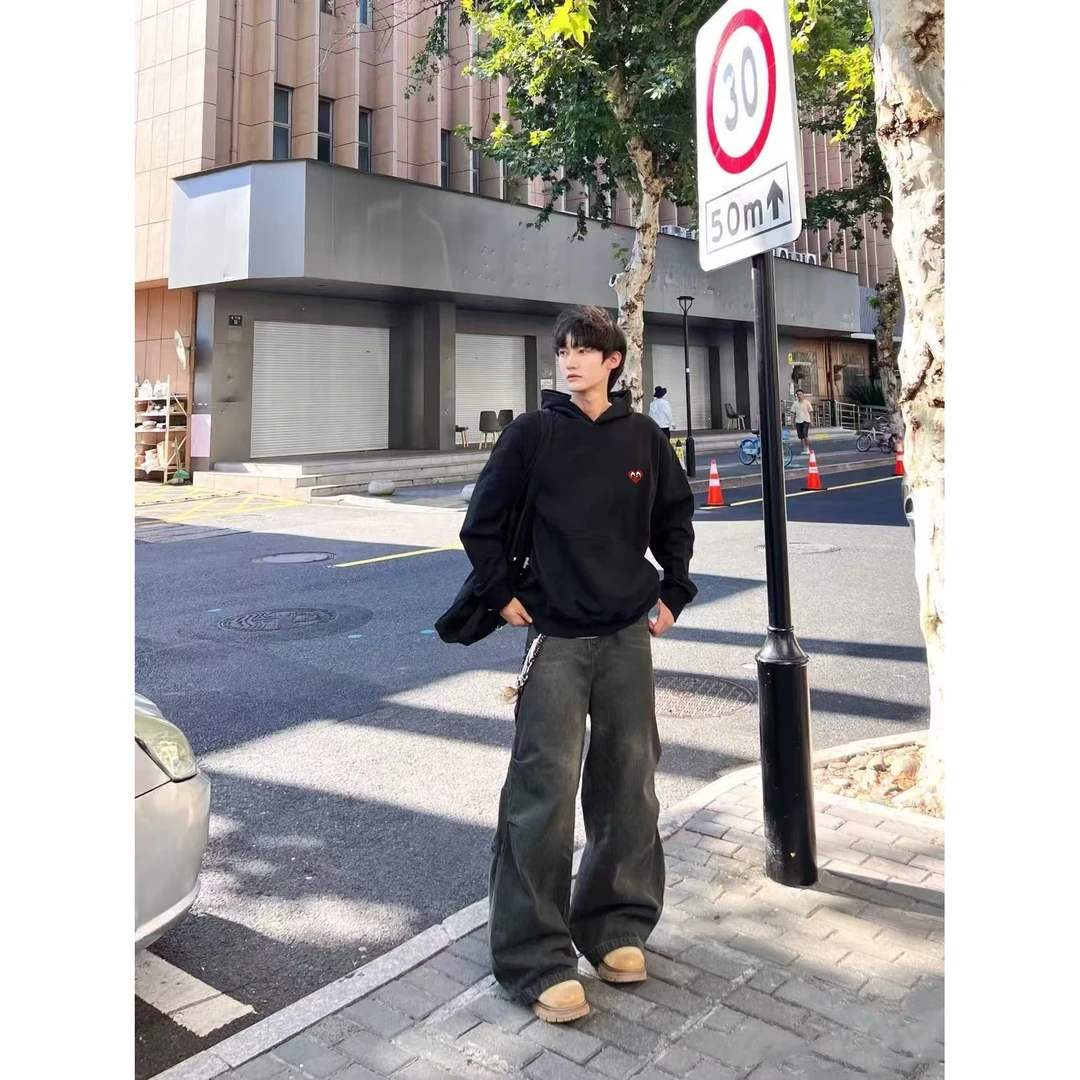 【经典爆款】桃心新款刺绣连帽长袖卫衣