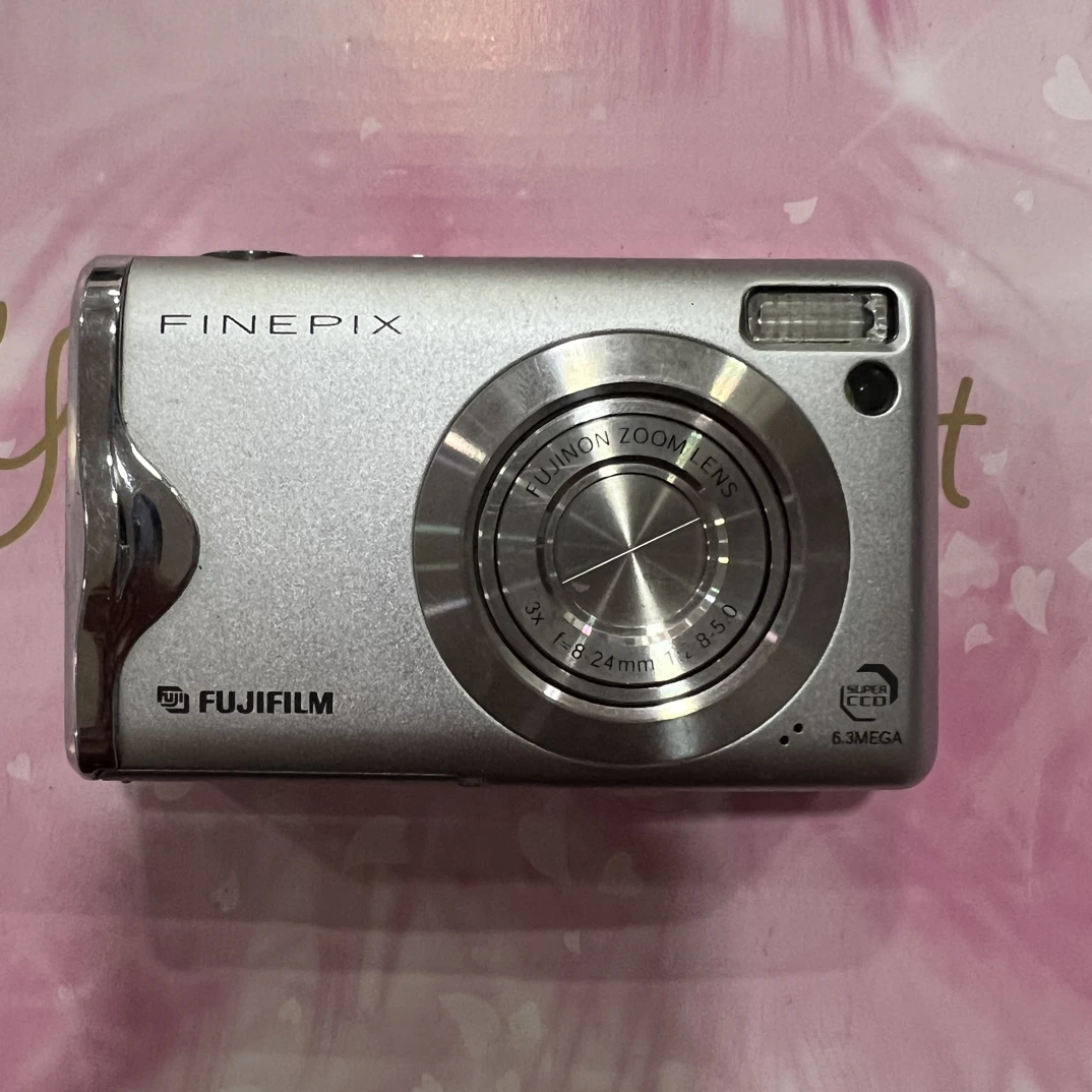 99新 Fujifilm/富士 F20热门高端人白景浓复古冷白特价配件齐全
