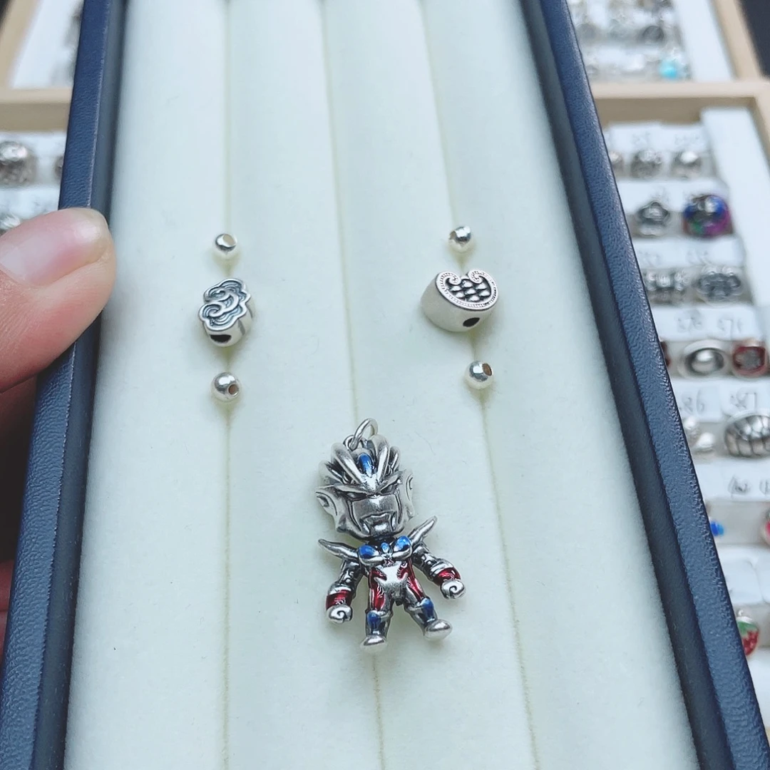 足银珐琅足银999，项链