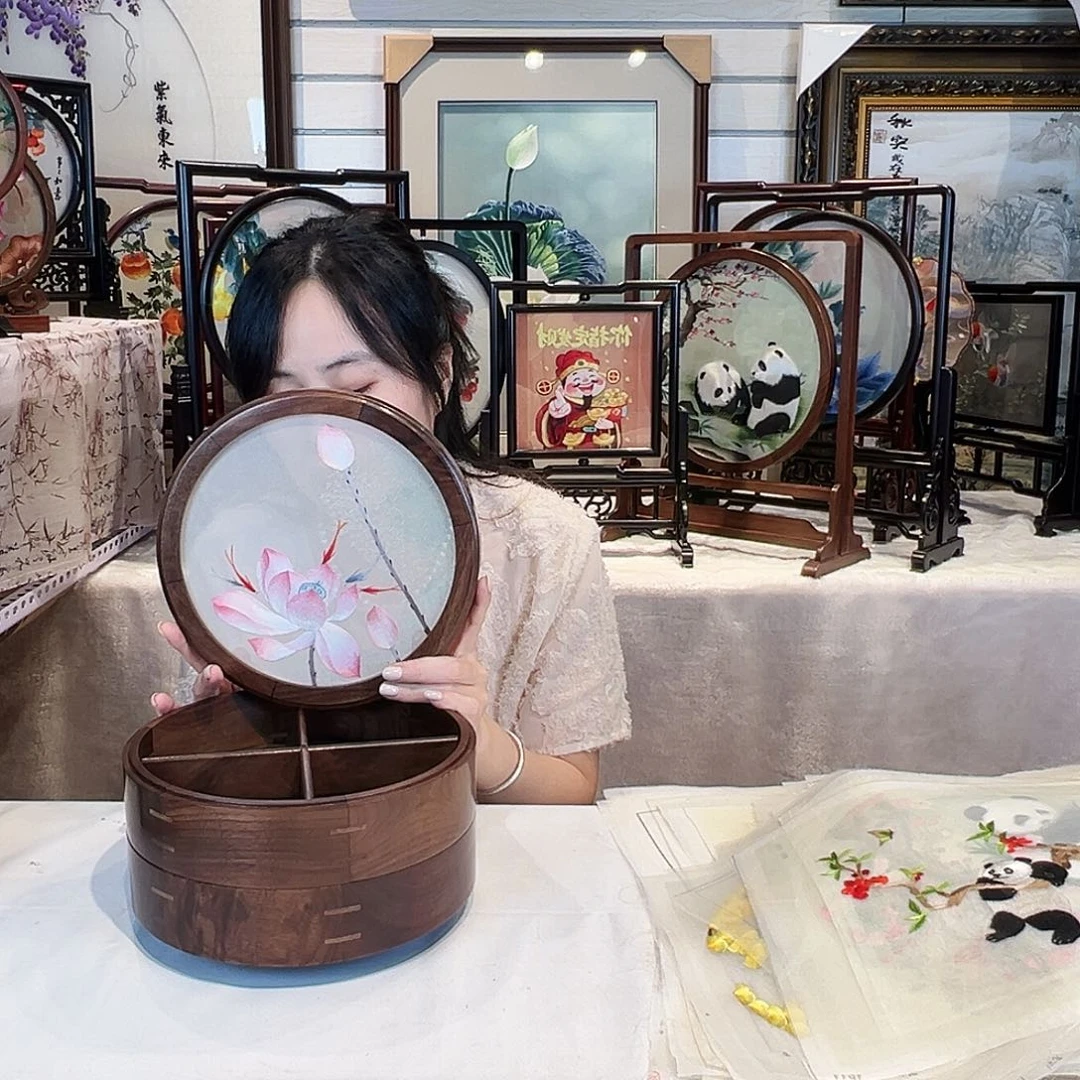 织绣苏绣双层糖果盒