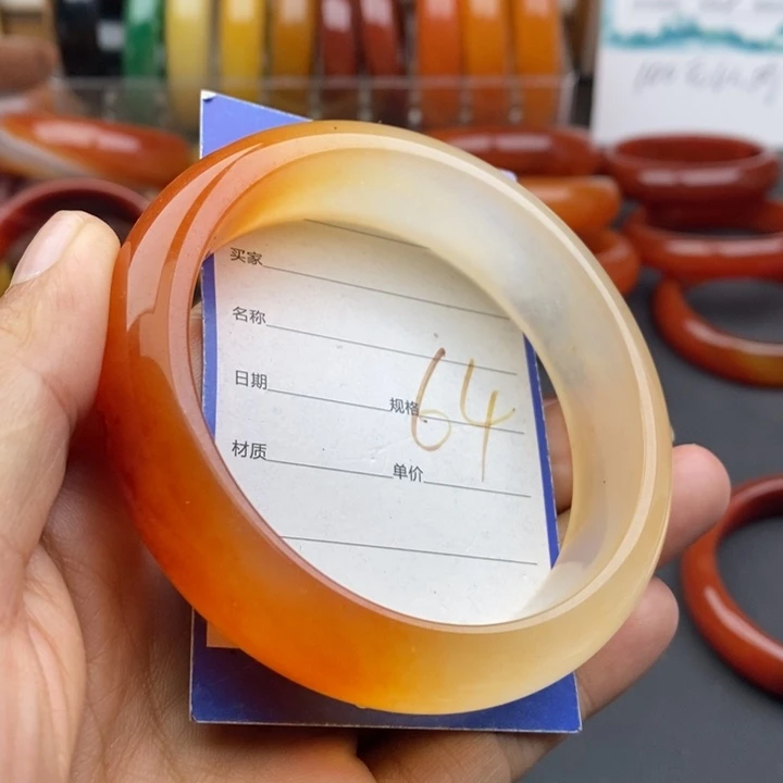 未镶嵌手镯石英质玉