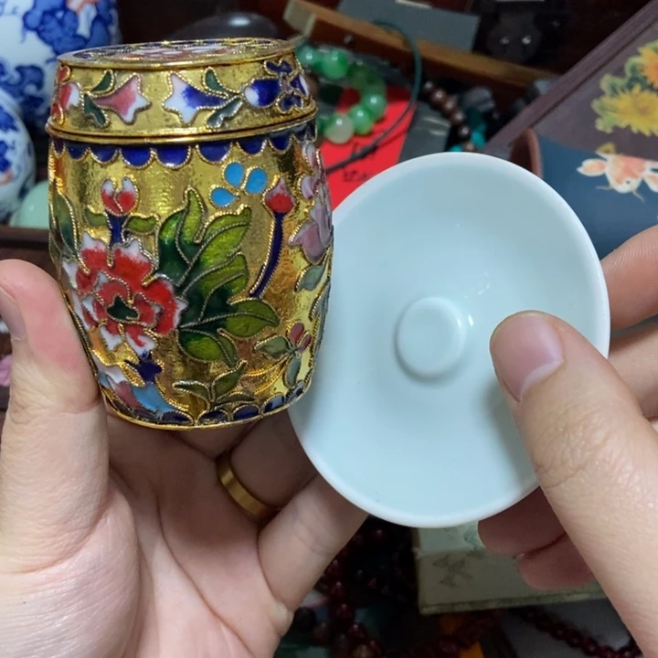 瓷片不会哈哈哈哈斤斤计较