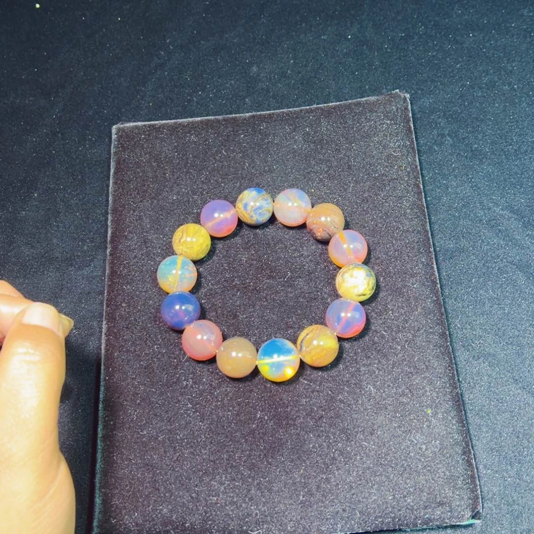 琥珀裸石未镶嵌琥珀