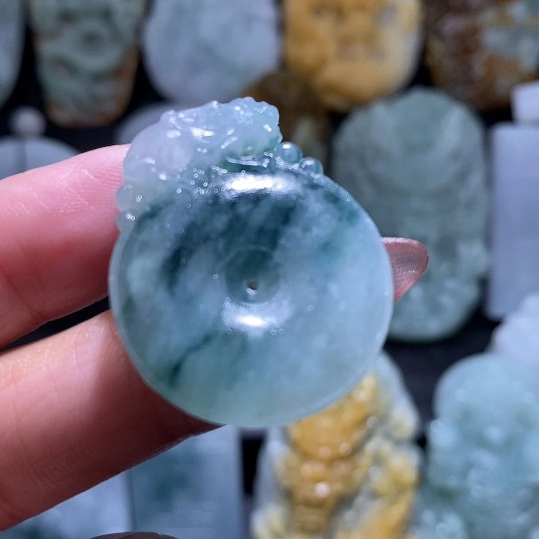 定制翡翠未镶嵌翡翠