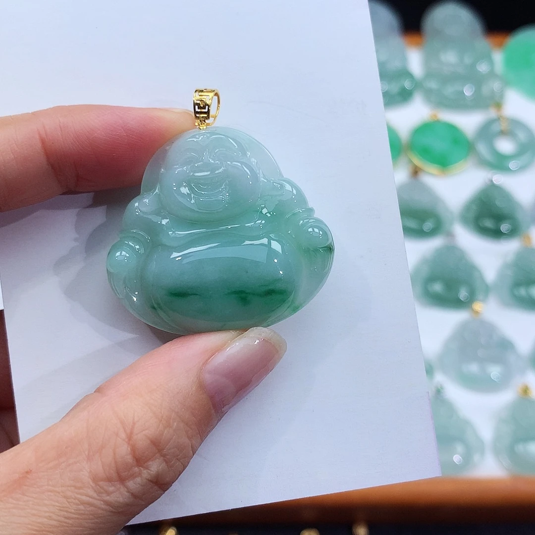 颈饰18K金镶嵌翡翠翡翠吊坠