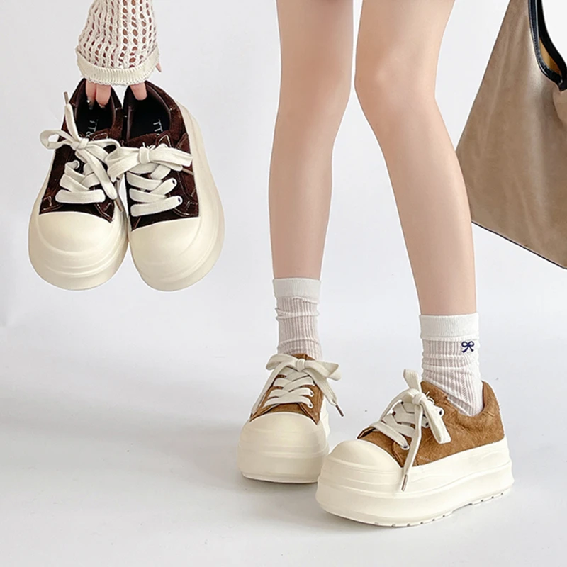 时尚百搭圆头厚底增高通勤绒面休闲鞋女2025春秋季新款大头厚板鞋