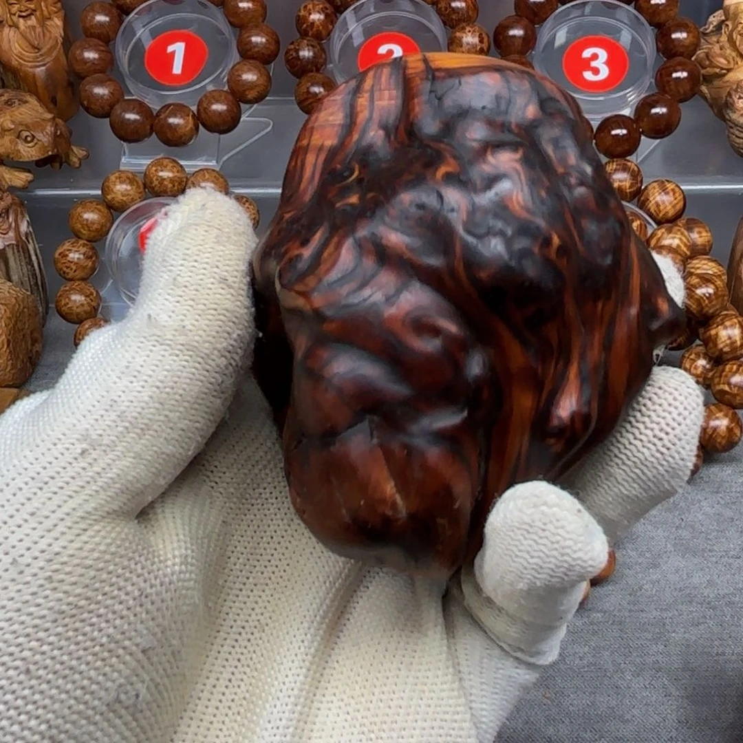 柏木（崖柏）小*蜂太行崖柏陈化雀眼黑金瘤手把件