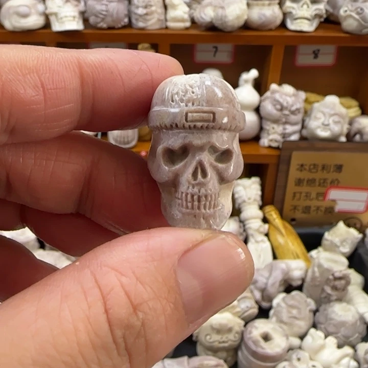 非金属配饰鹿角雕刻骷髅