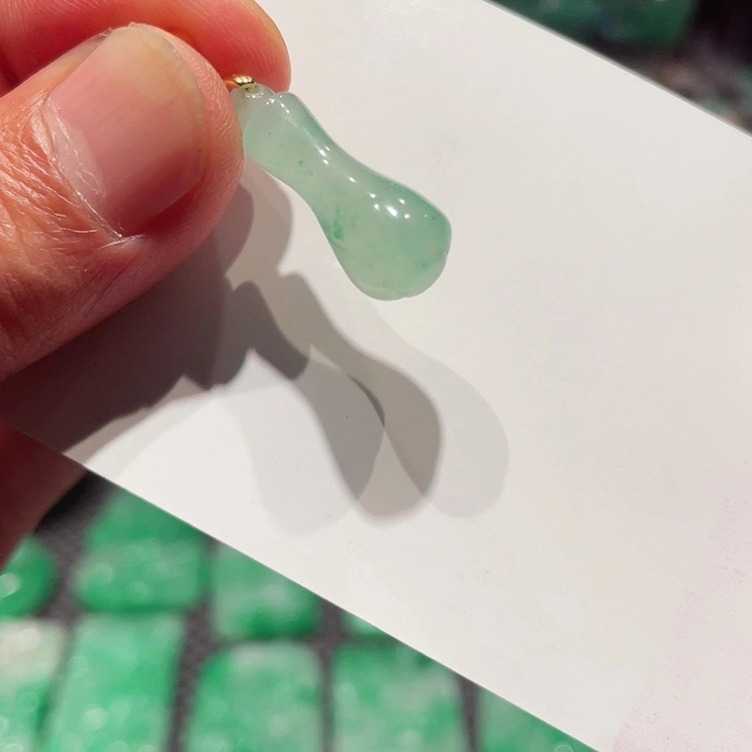 石英质玉颈饰未镶嵌