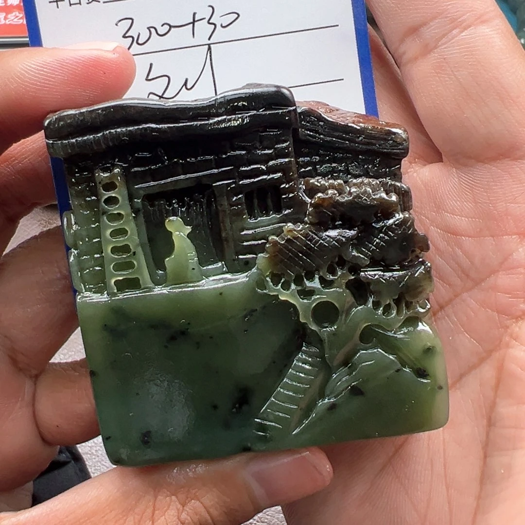 和田玉颈饰未镶嵌蓝*