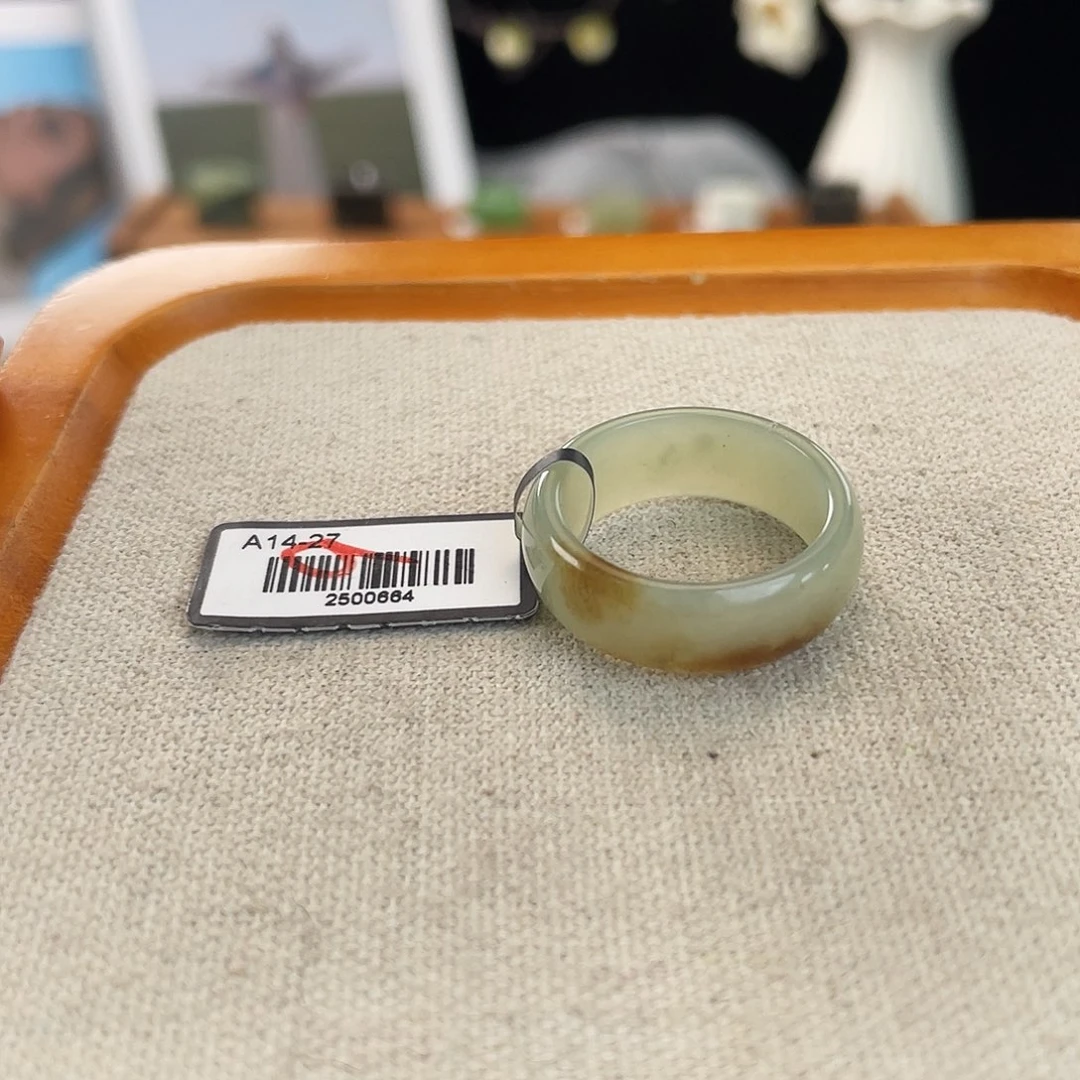和田玉（糖玉）未镶嵌戒指Y39飘糖原切18.3不退换