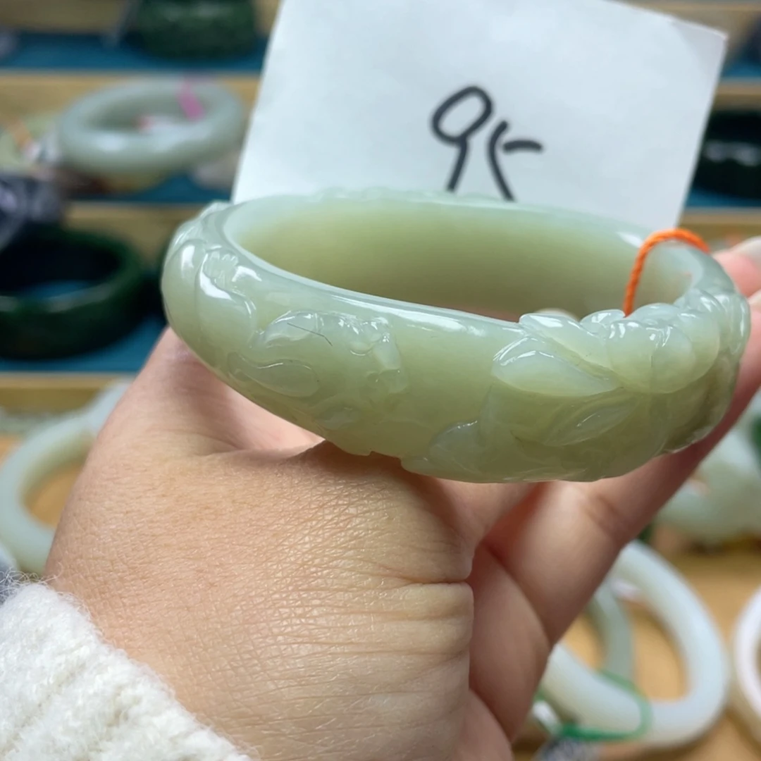 未镶嵌手镯和田玉圈口58