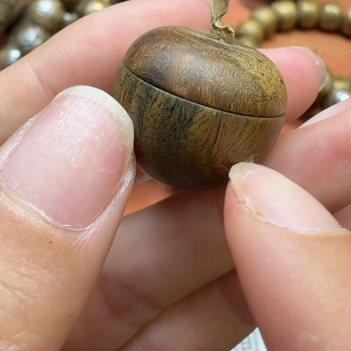 大叶紫檀（黑酸枝木类）