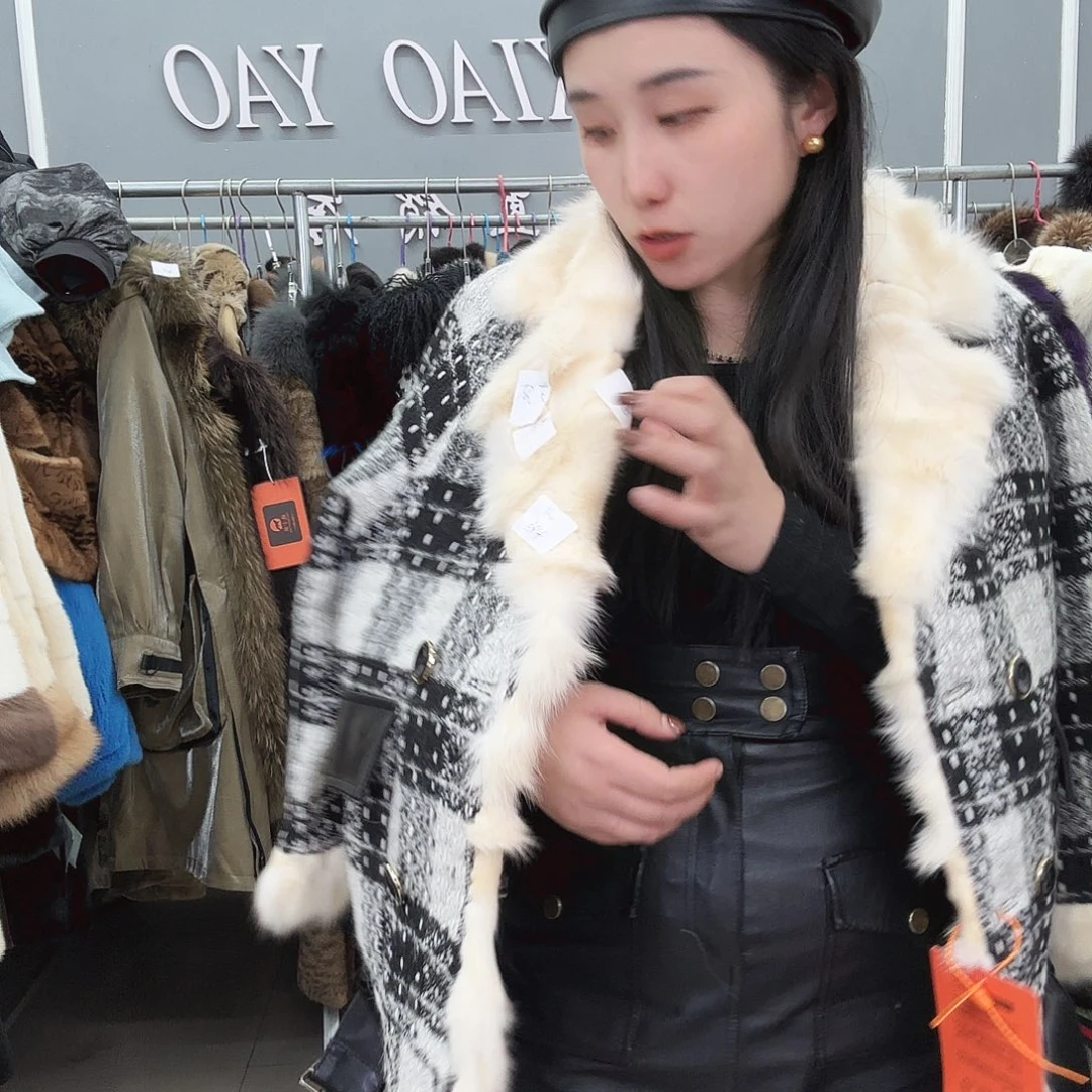 姚小妖家高端皮草