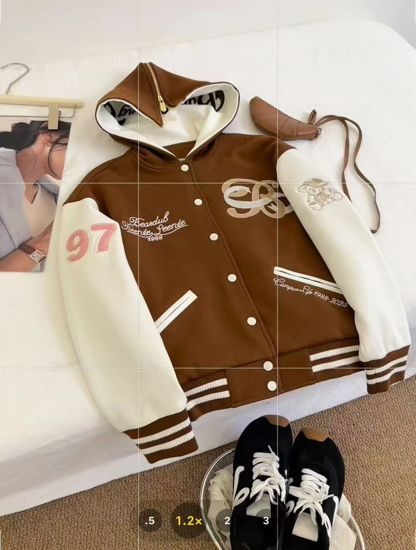 小熊正品   棕色棒球服外套 L25092316