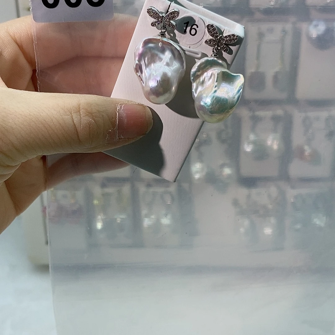 淡水珍珠颈饰合金