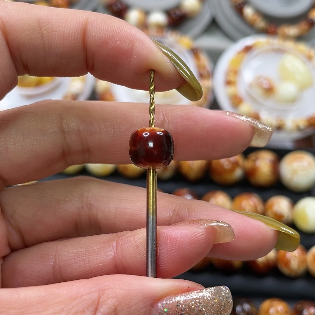 琥珀裸石未镶嵌?**Z蜜蜡