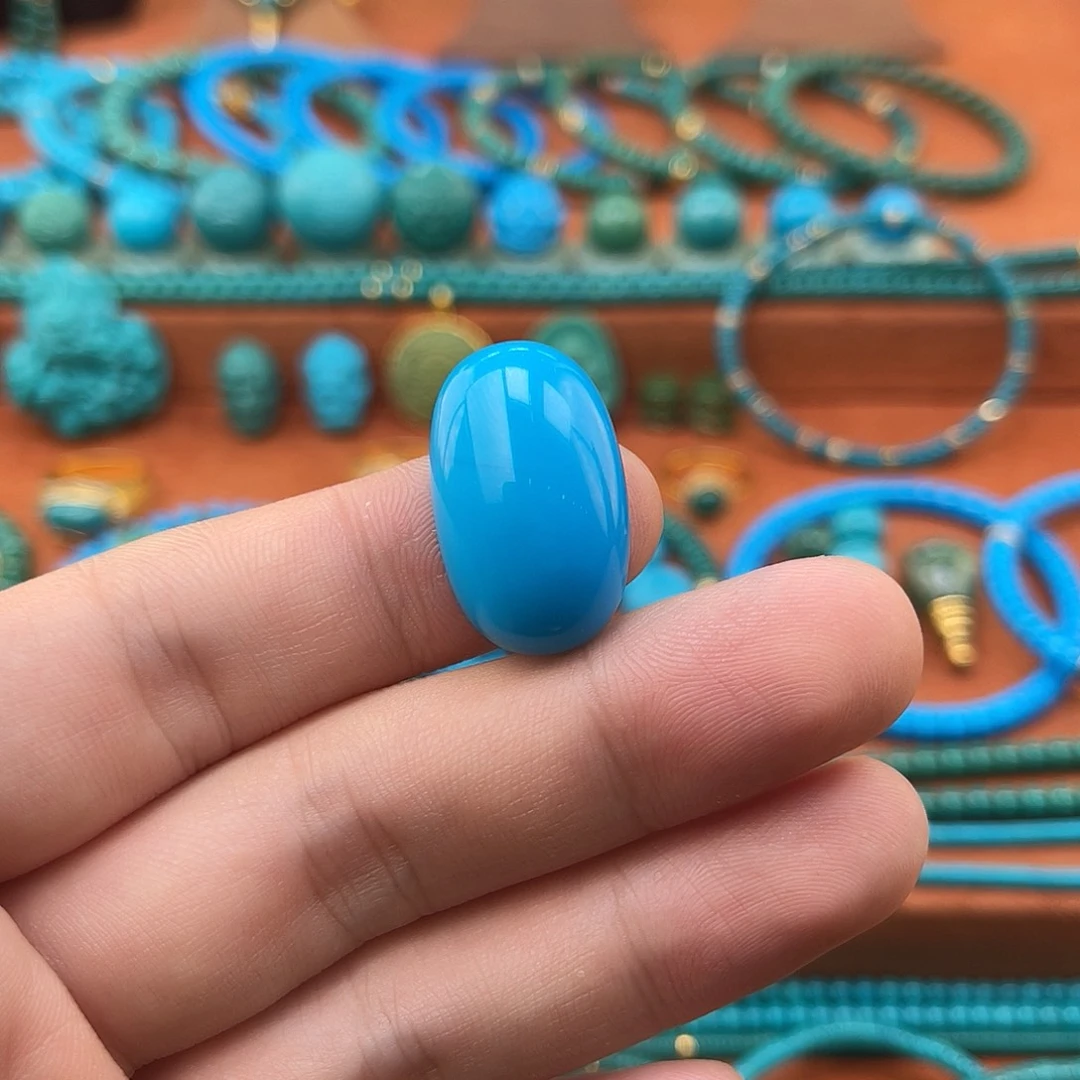 绿松石未镶嵌珠宝奇石