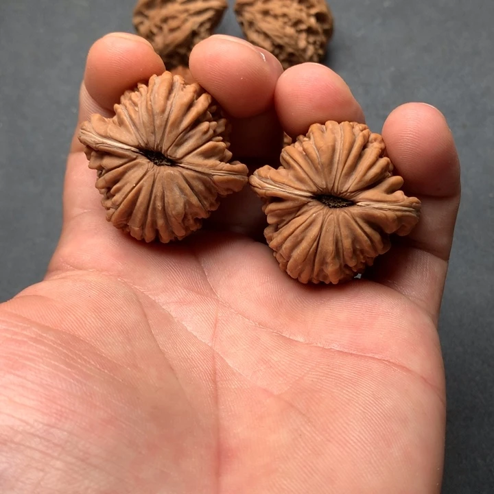 文玩核桃吊坠四座楼文玩核桃