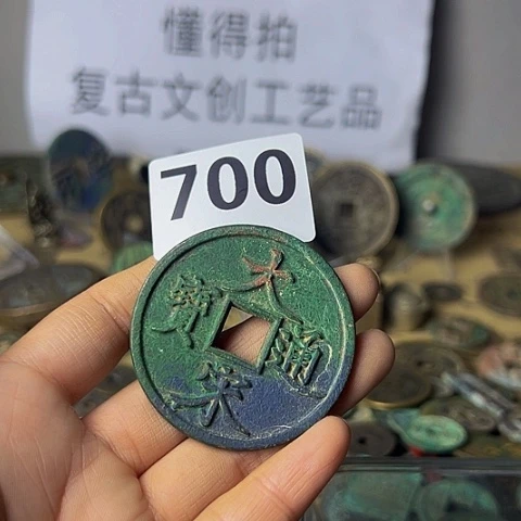 铜知****人复古文创工艺品