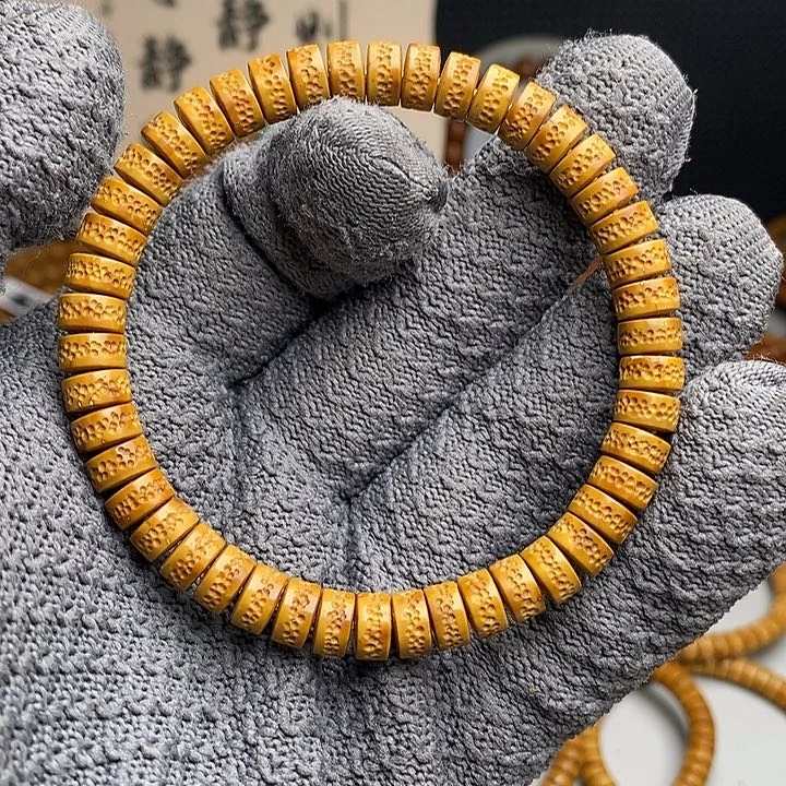 紫金鼠手串晚**、纯肉鼠哈精挑