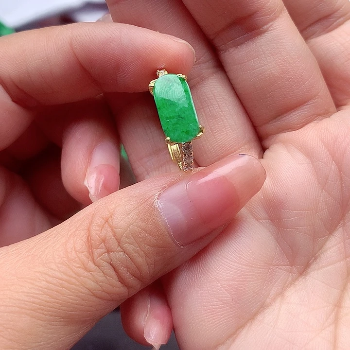 翡翠颈饰银S925镶嵌翡翠