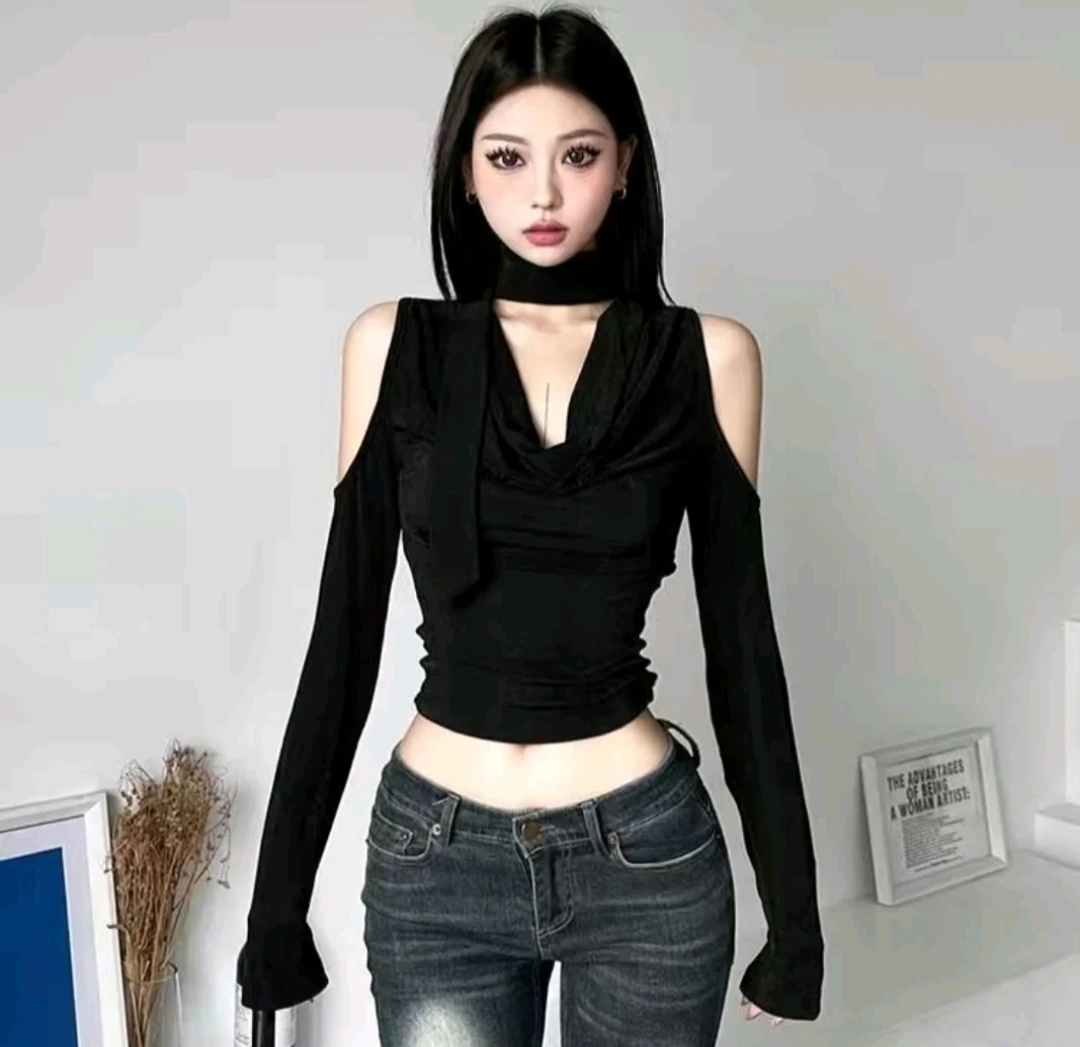 2.【新疆海南专用】百搭不规则荡领V领修身镂空小众轻熟风T恤长袖