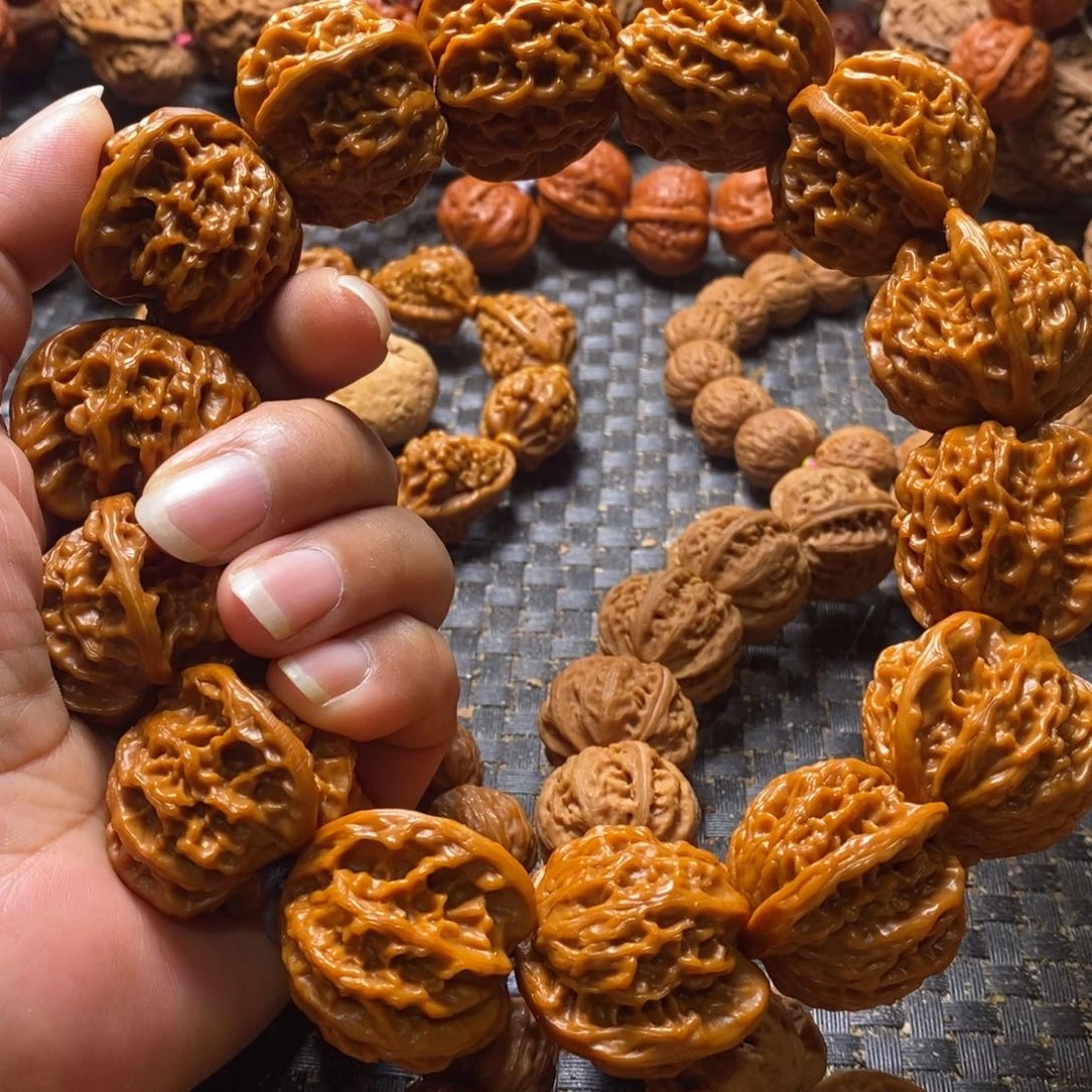 文玩核桃吊坠盘山