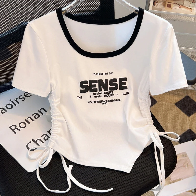 女装 T恤夏季抽绳不规则短款修身设计感印花短袖圆领字母气质名嫒