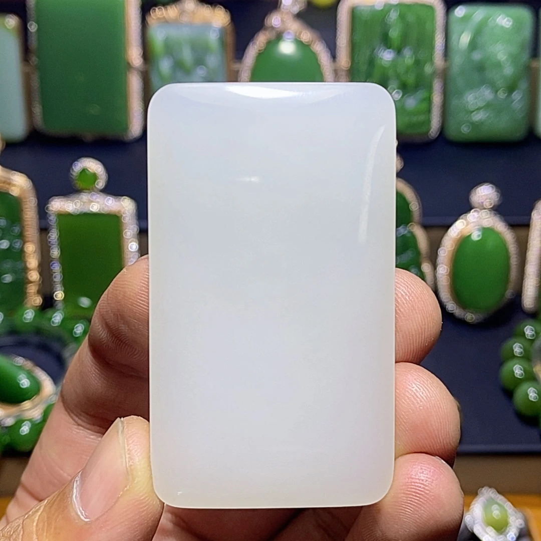 【玉人生珠宝】官方正品精品和田玉青海料冰胶底羊脂白玉平安无事牌