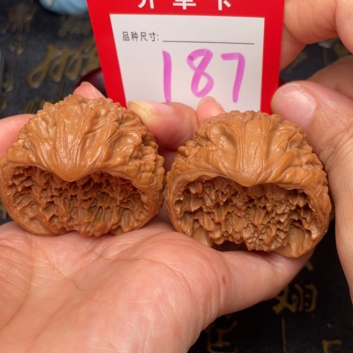 吊坠桃核文玩的好