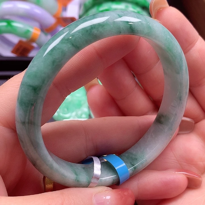 未镶嵌手镯翡翠翡翠手镯