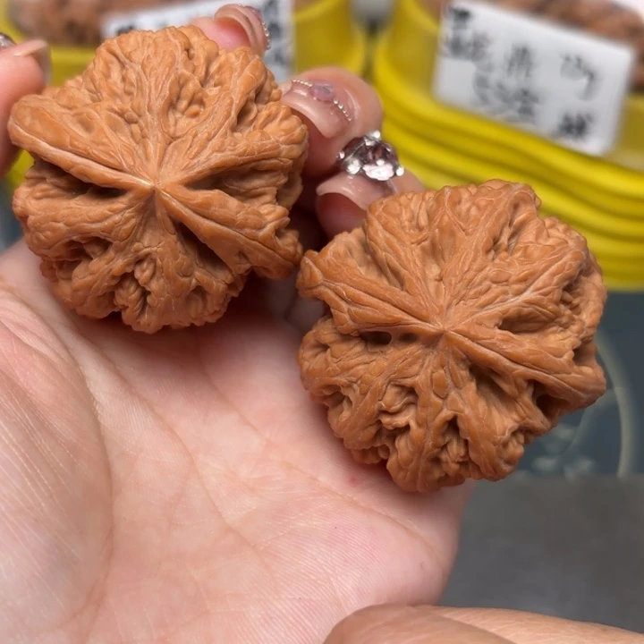 文玩核桃吊坠45-35244-02
