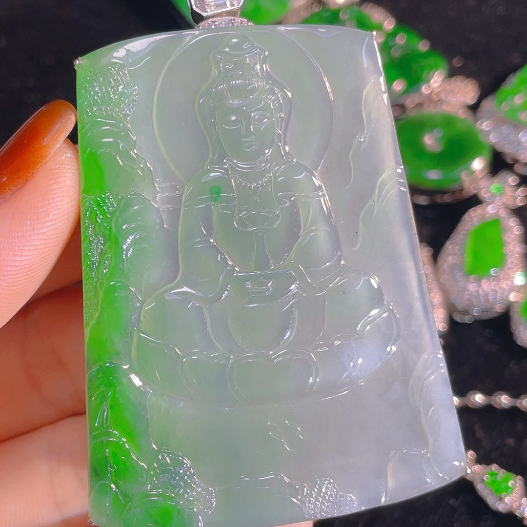 翡翠银S925镶嵌颈饰翡翠