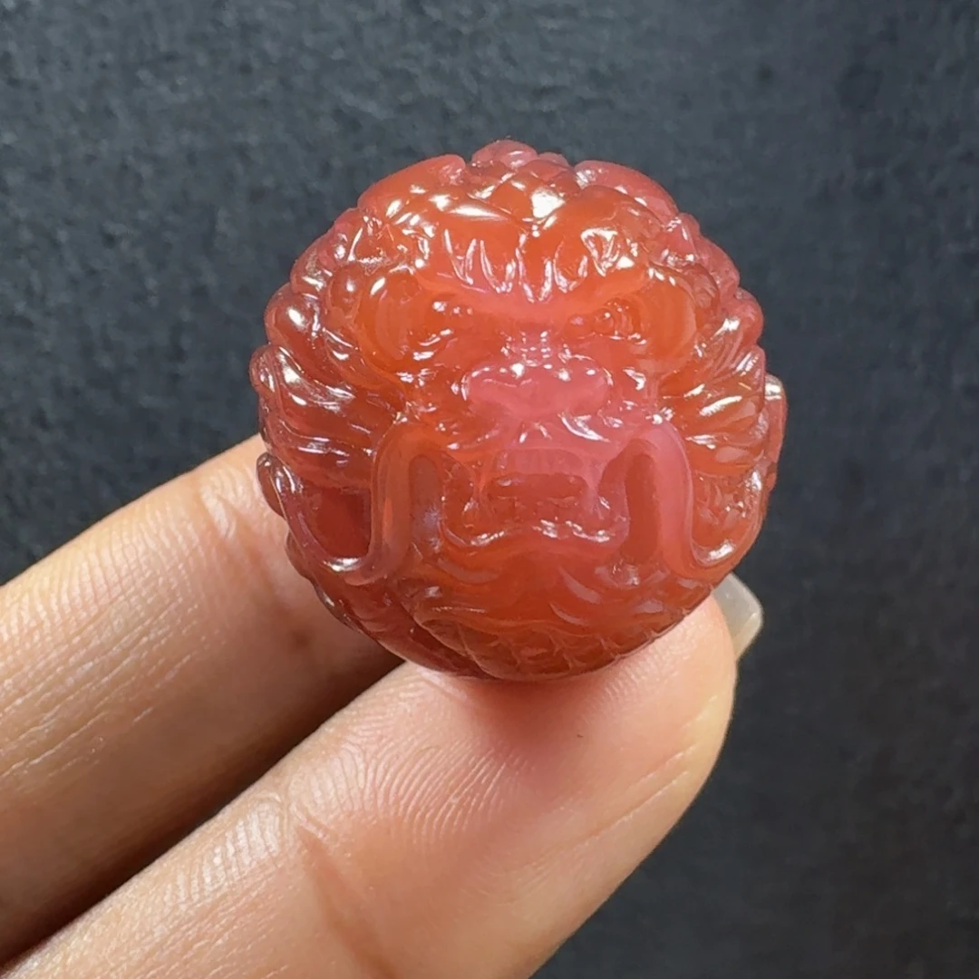 南红玛瑙未镶嵌黑红特色龙珠尺寸23