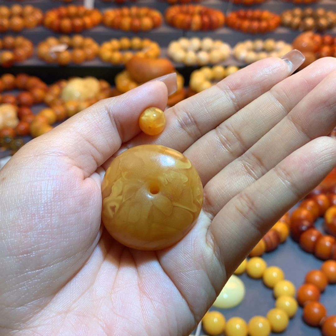 【闪购商品】未镶嵌吊坠(赠链)蜜蜡@***安蜜蜡吊坠定制