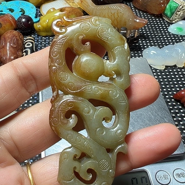 和田玉（糖玉）未镶嵌挂件