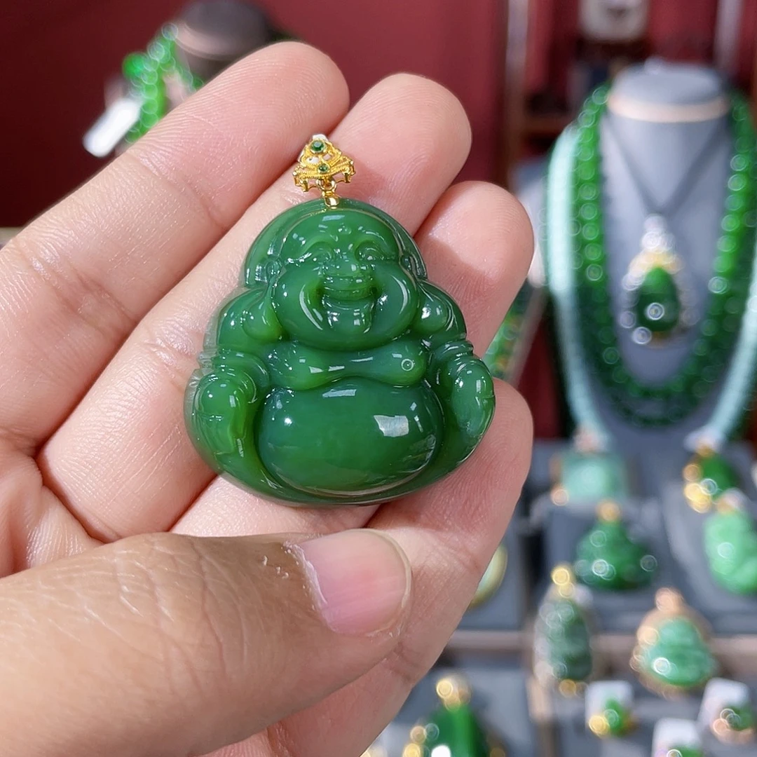 小***窝和田玉（碧玉）18K金镶嵌颈饰