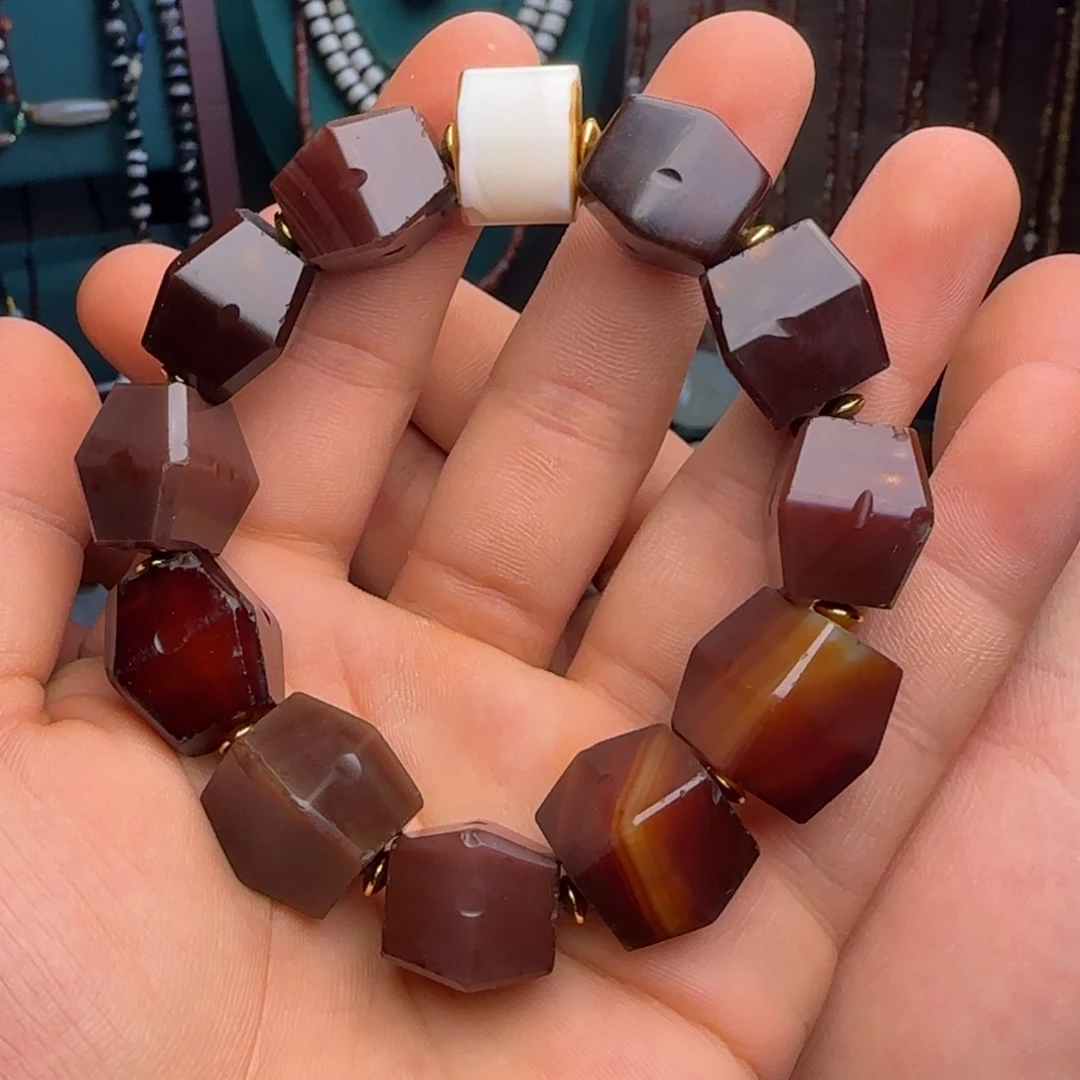 未镶嵌颈饰玛瑙/玉髓