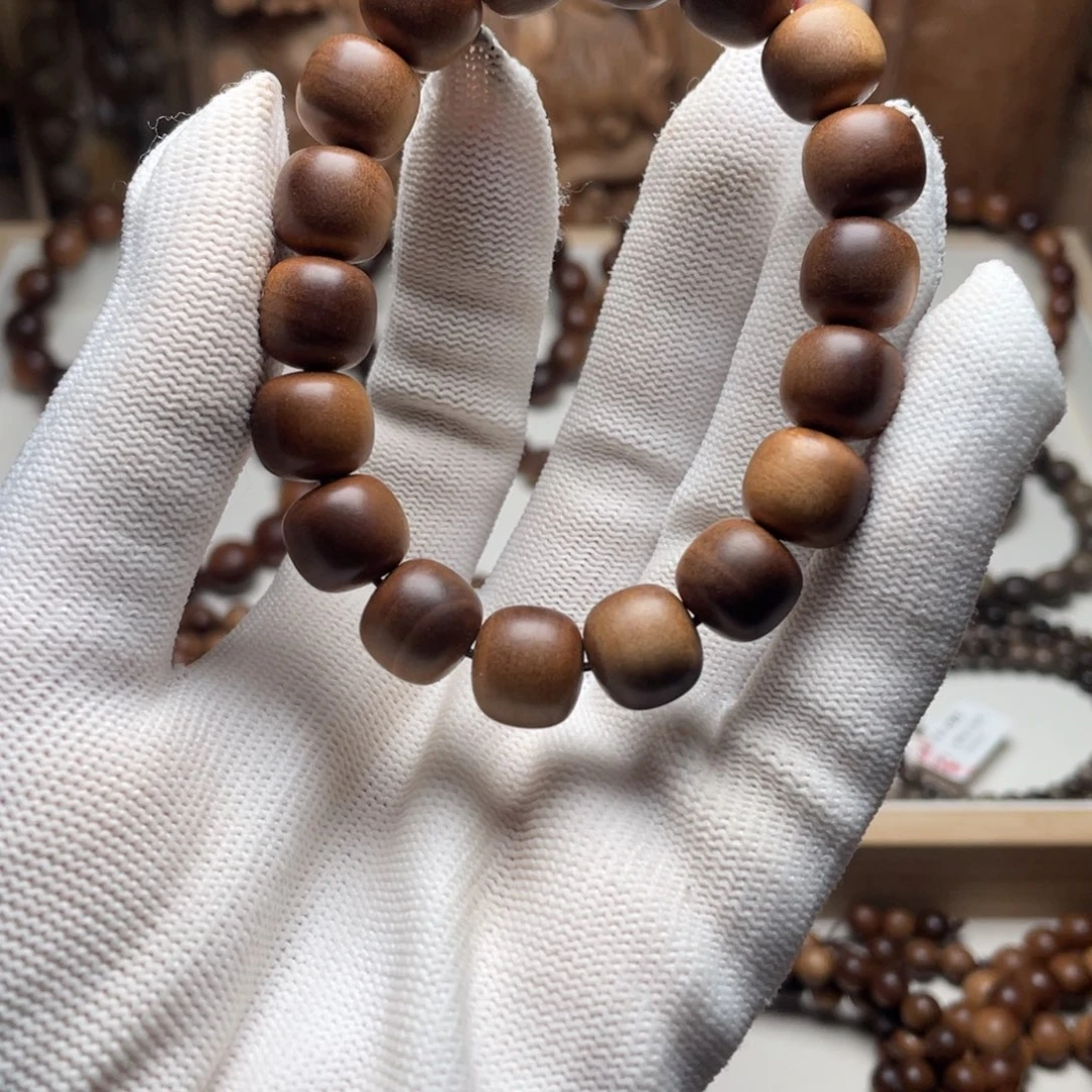 萧***山其他檀香木手串11