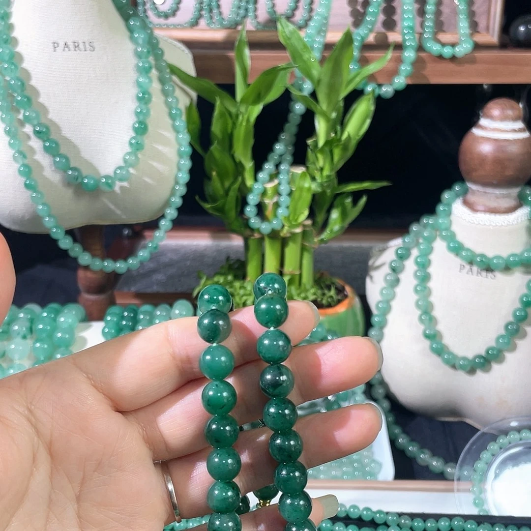 石英质玉（非洲翠）合金手链