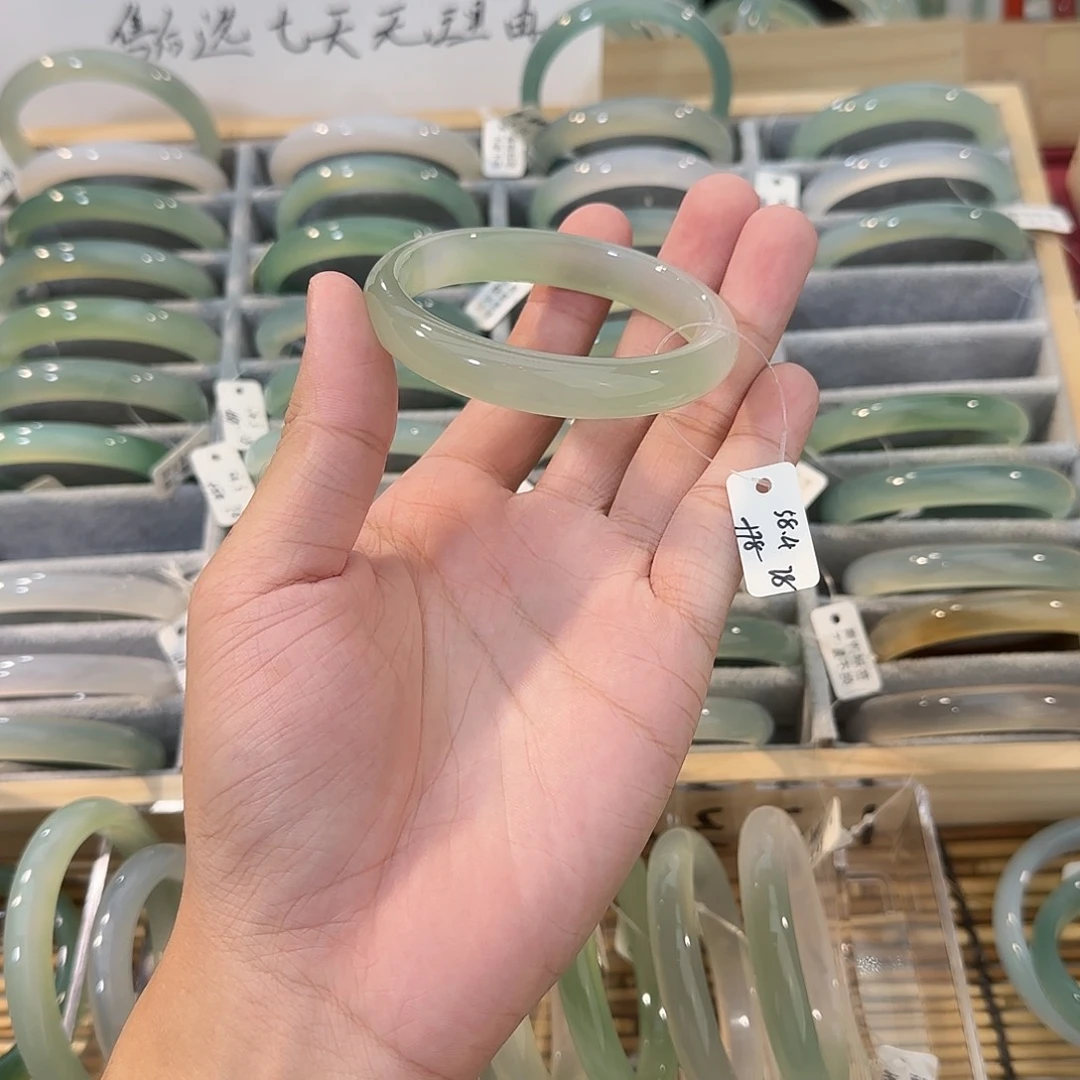 玛瑙/玉髓手镯未镶嵌圈口58.4