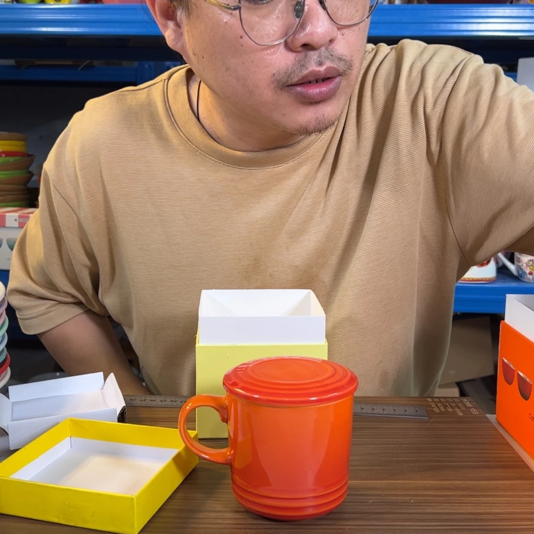 陶瓷橙色带盖bei子