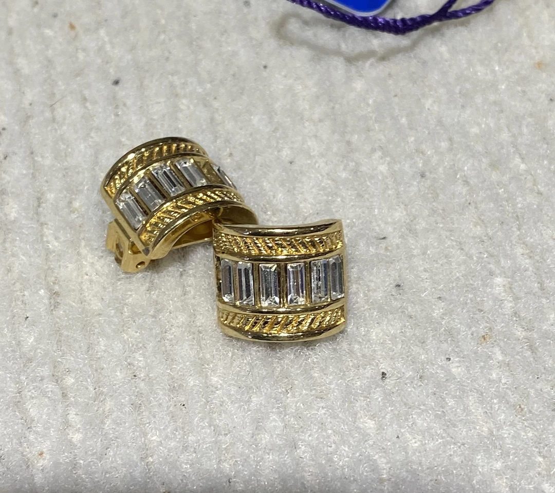 95新 DIOR/迪奥 耳饰19581 经典时尚