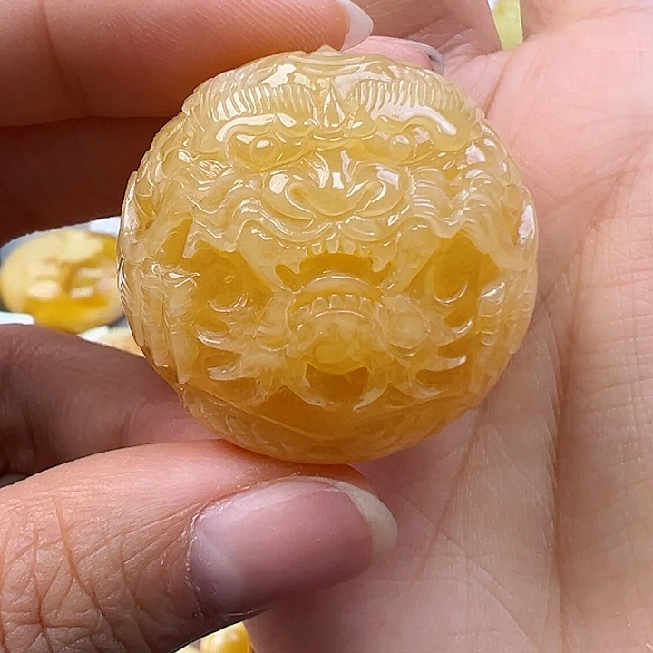蜜蜡未镶嵌珠宝奇石