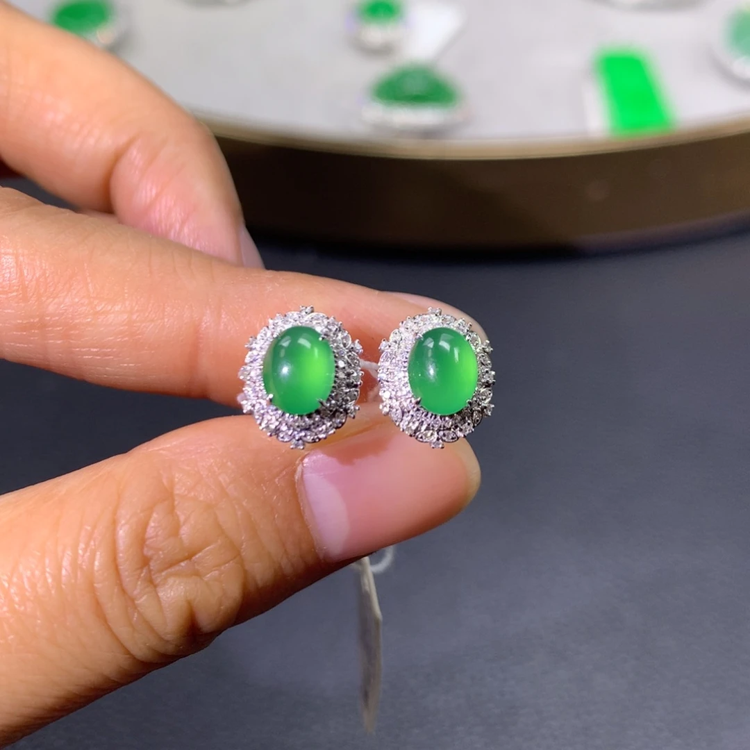 翡翠耳饰18K金镶嵌翡翠