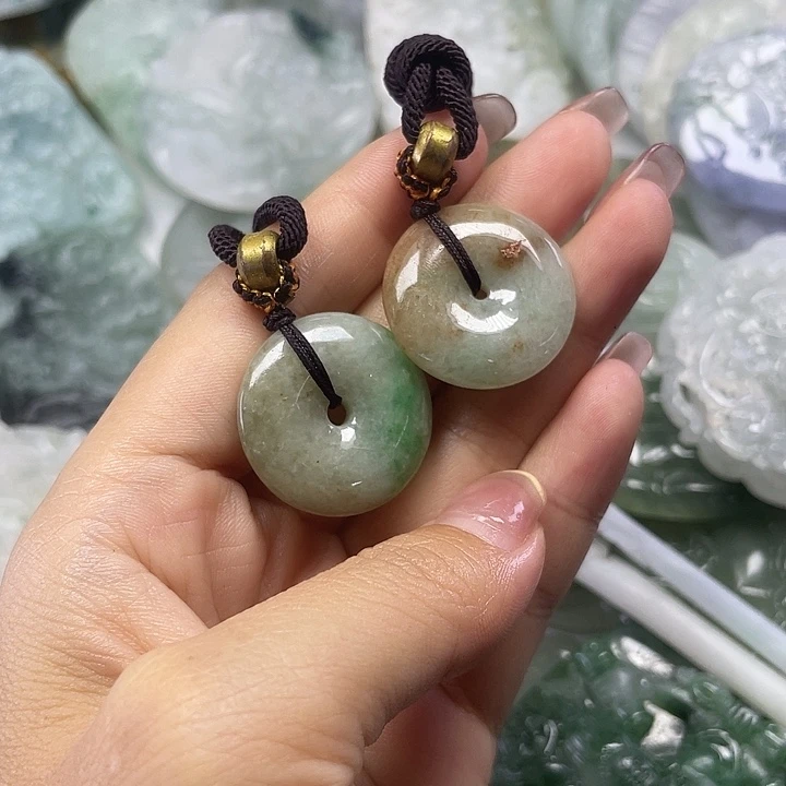 翡翠未镶嵌颈饰29-4