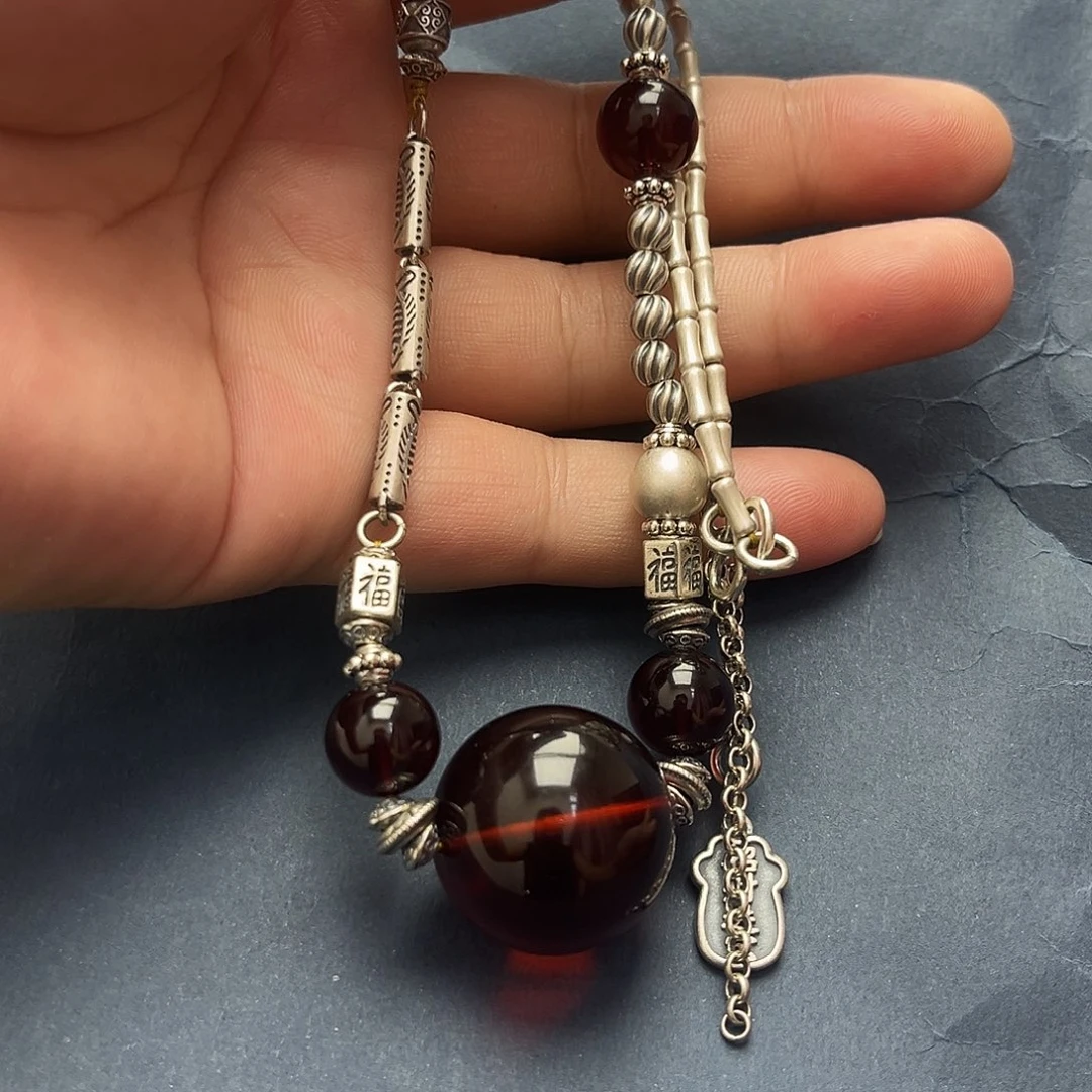 琥珀未镶嵌裸石吊坠