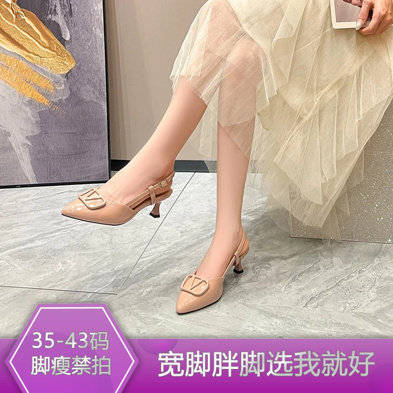 T1225-6加宽加肥大码女鞋V扣高跟鞋女夏季百搭气质包头后空女凉鞋