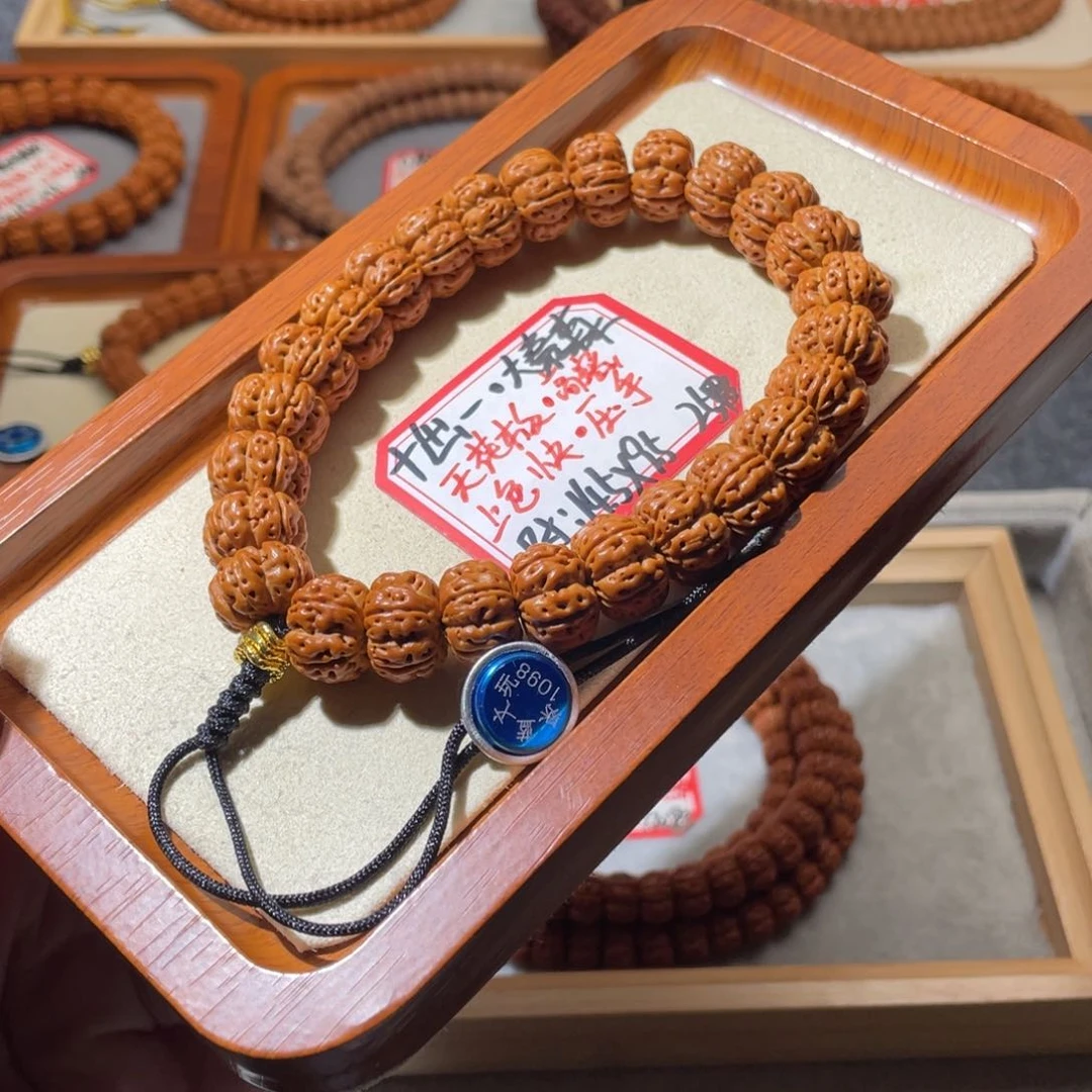 金刚菩提吊坠可**爹十出一天花板